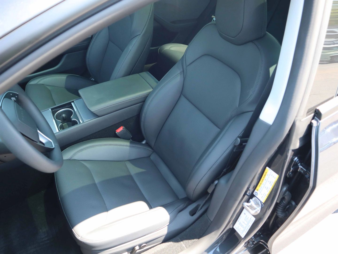 tesla model 3 2026 5YJ3E1EAXTF183595 image tesla model 3 2026 5YJ3E1EAXTF183595 image